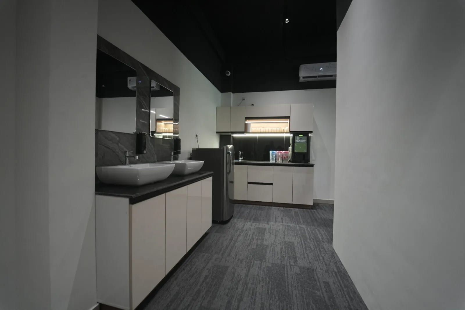 Erumely, photo 2