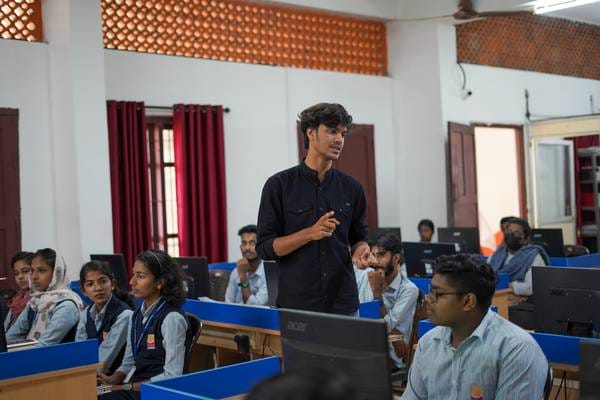 One Day Workshop on UI Engineering Held at Al-Azhar College, Thodupuzha