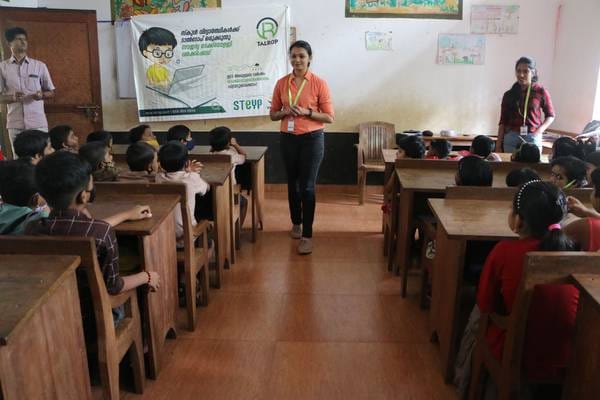 Free Technology Workshop Held for ALP School Parakkadavu Students
