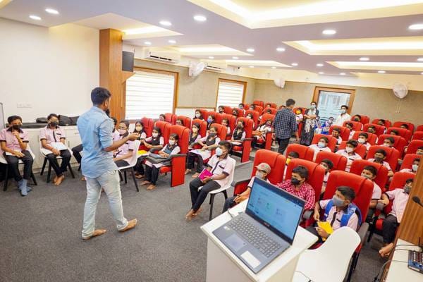 Industrial Visit for Students of GUPS Konchira, Trivandrum