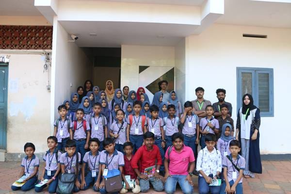 Industrial Visit for Students of Sullam Ul Uloom English School