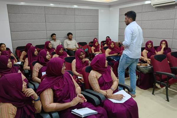 Technology Awareness Workshop Held for Teachers Training Institute of Jamia Nadwiyya