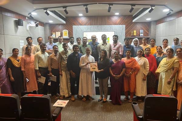 40,000 Creators Mission Presented to Roman Catholic Diocese of Kannur