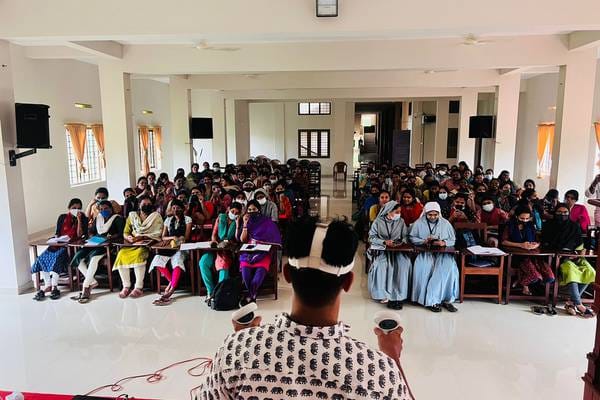 ICT Training Held for Jesus Training College Teachers, Thrissur