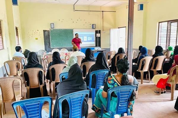 Tech Schooling Introduction and ICT Meet at NA Girls Higher Secondary School, Kasaragod