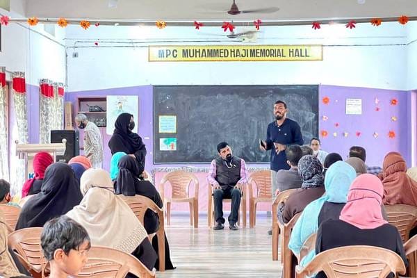 Technology Awareness Session for Parents at K.M.J. English Medium School, Kanhirode, Kannur