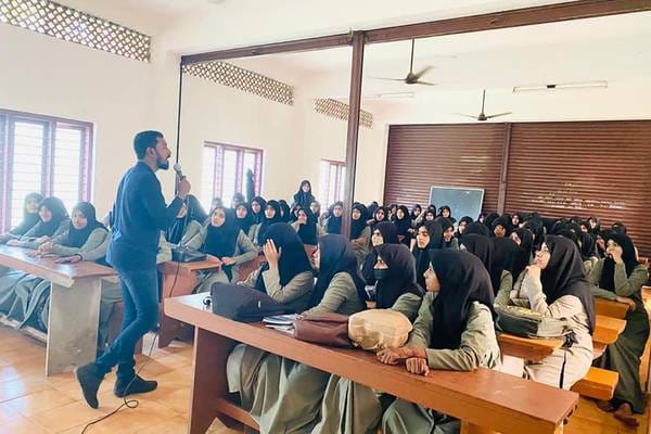 Technology Awareness Program at Thanbeehul Islam Women's College, Kasaragod