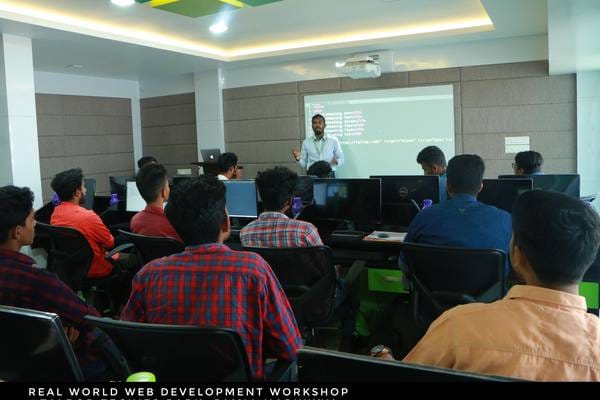 Web Development Workshop at Jamia Nadwiyya, Malappuram