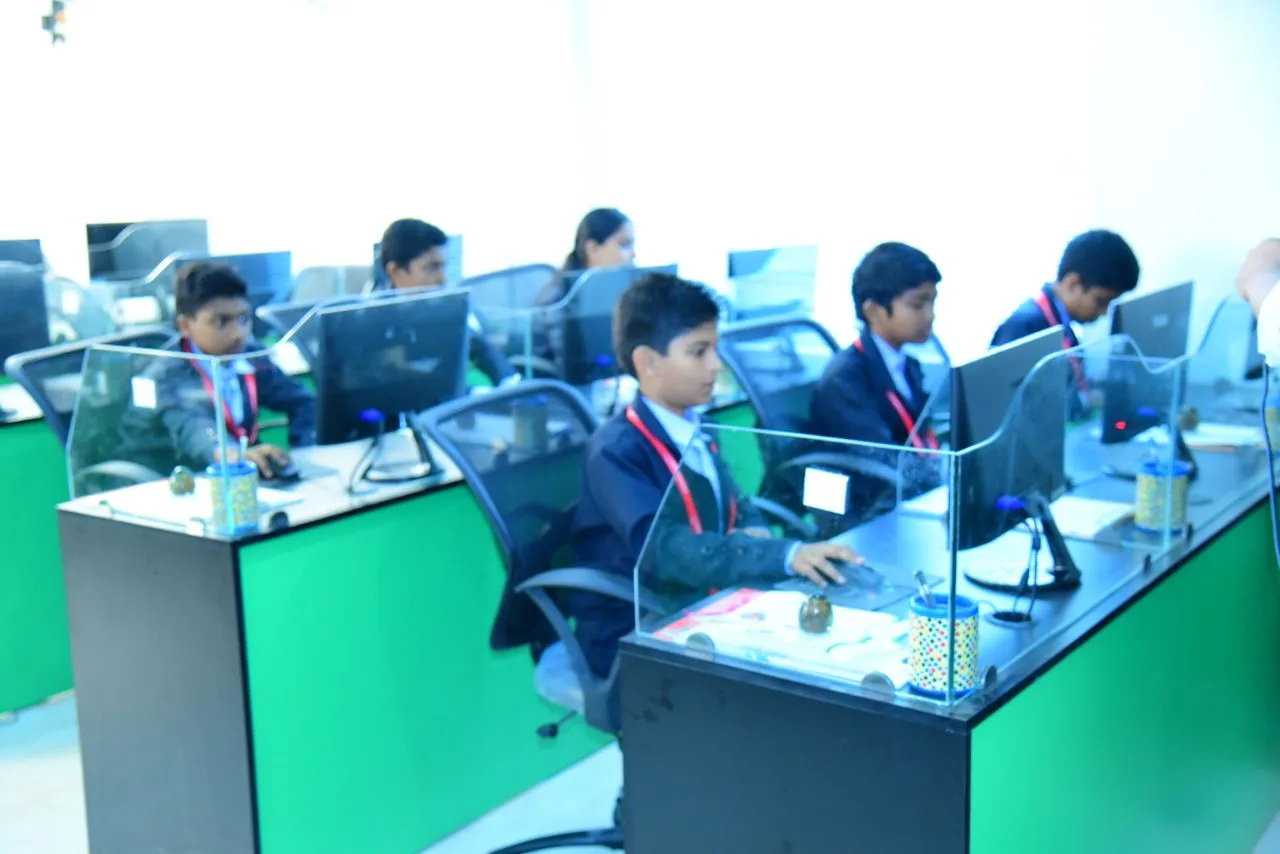 Collaborative Engineering & Real Client Deliverables